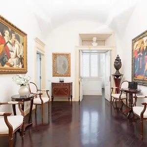  Apartment Iflat Spanish Steps Luxury And Historical Apt