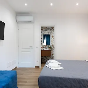  Apartment Rhoome 1